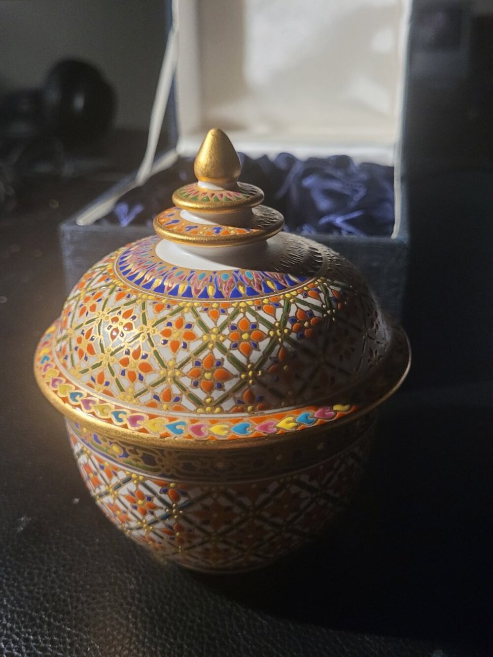 Benjarong Thai Porcelain Pot: Hand-Painted Lidded Bowl